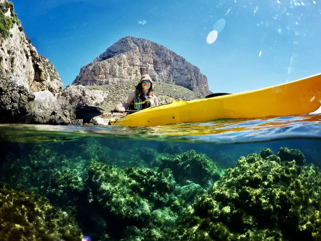 Favignana, l'isola del kayak